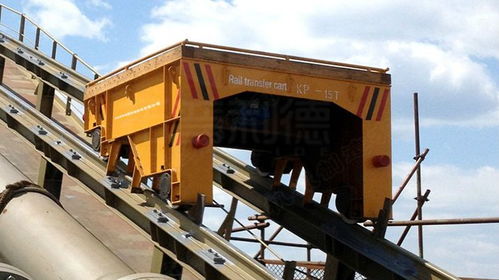 工廠高效運(yùn)輸新選擇 低壓軌道電動地爬車（電動軌道車）